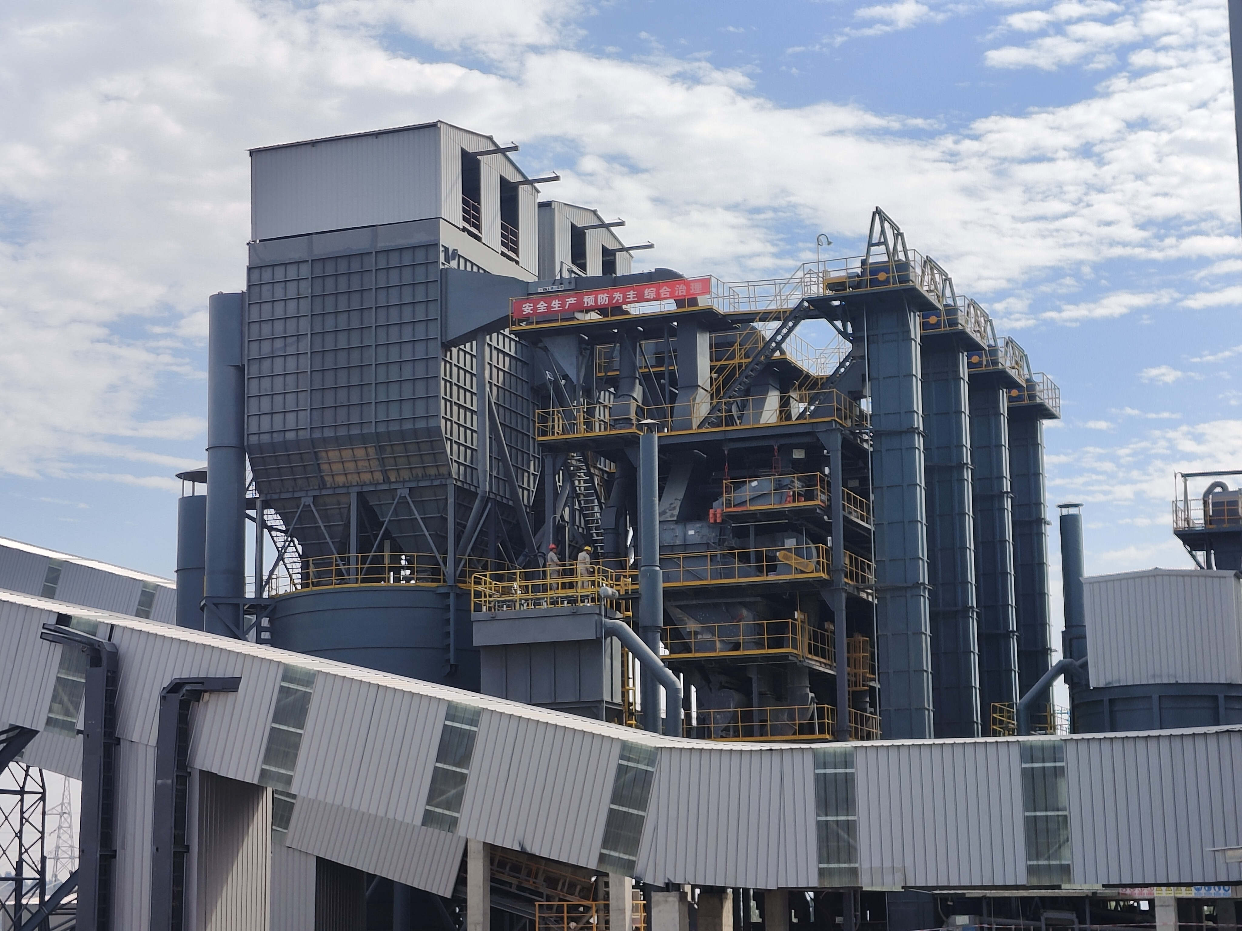 28項大型基礎建設工程獲批，制砂樓助力企業(yè)提高砂石品質(zhì)